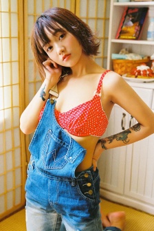 美女陪我睡一晚!法师对女子发不雅消息?
